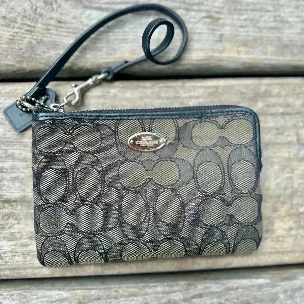 Coach Wristlet Wallet